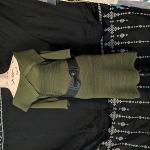 Venus sweater dress (Belt not included)